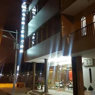 Hotel Premier Inn Манта Экстерьер фото